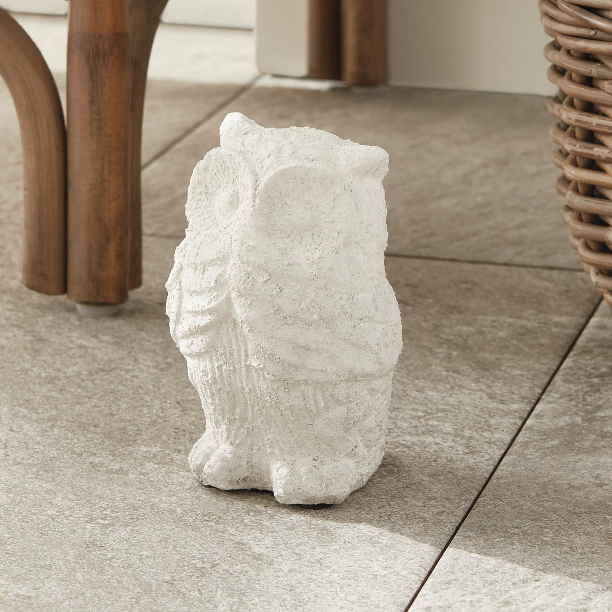 Napa Weathered Limestone Finish WEATHERED GARDEN OWL