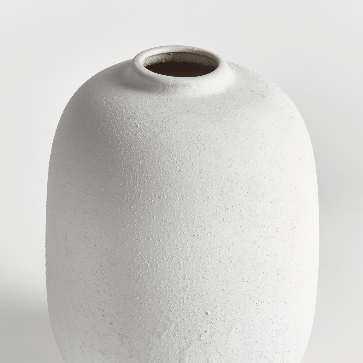Napa White HAWTHORN GRANDE VASE LARGE