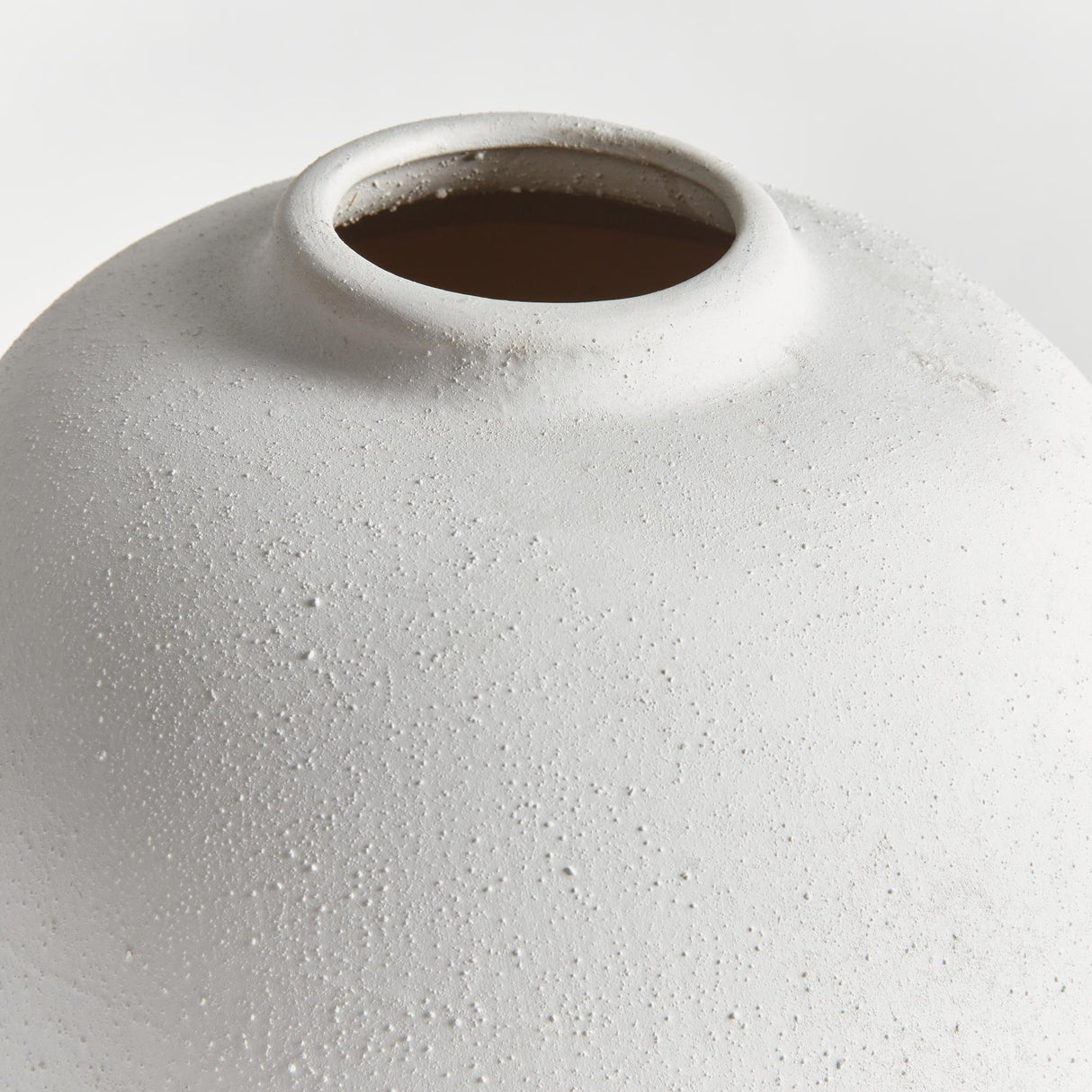 Napa White HAWTHORN GRANDE VASE LARGE