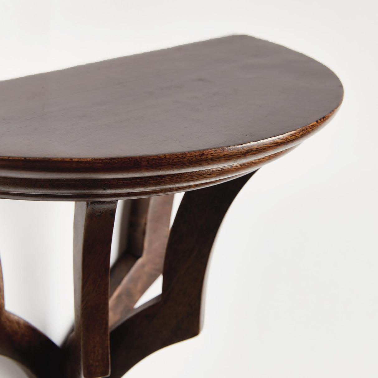 Napa Antique Brown BENNETT WALL BRACKET MEDIUM
