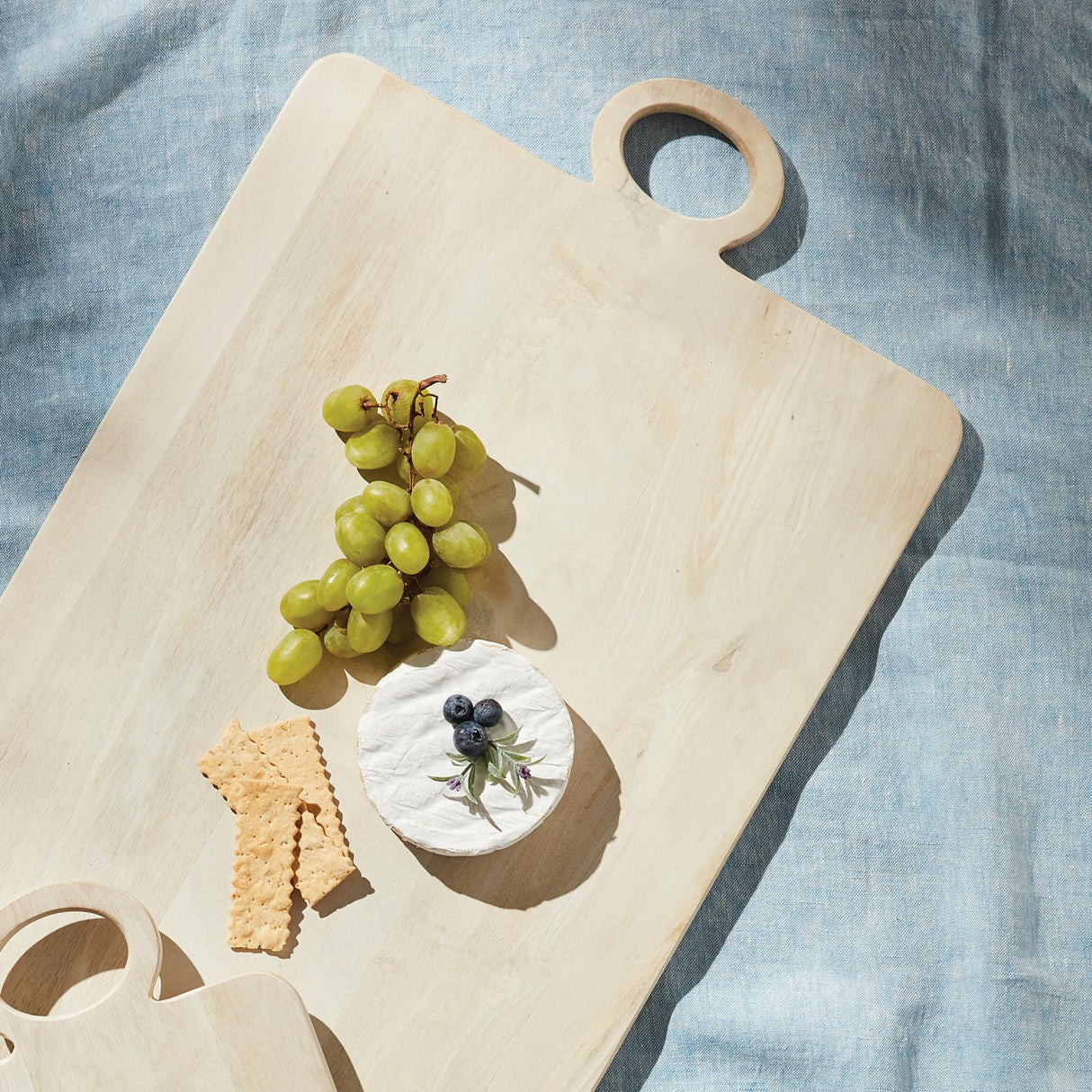Napa Whitewash BARCLAY BUTERA ROCKLAND SERVING BOARD LARGE