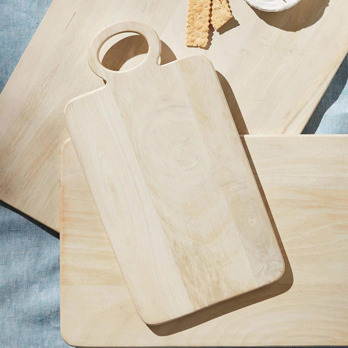 Napa Whitewash BARCLAY BUTERA ROCKLAND SERVING BOARD SMALL
