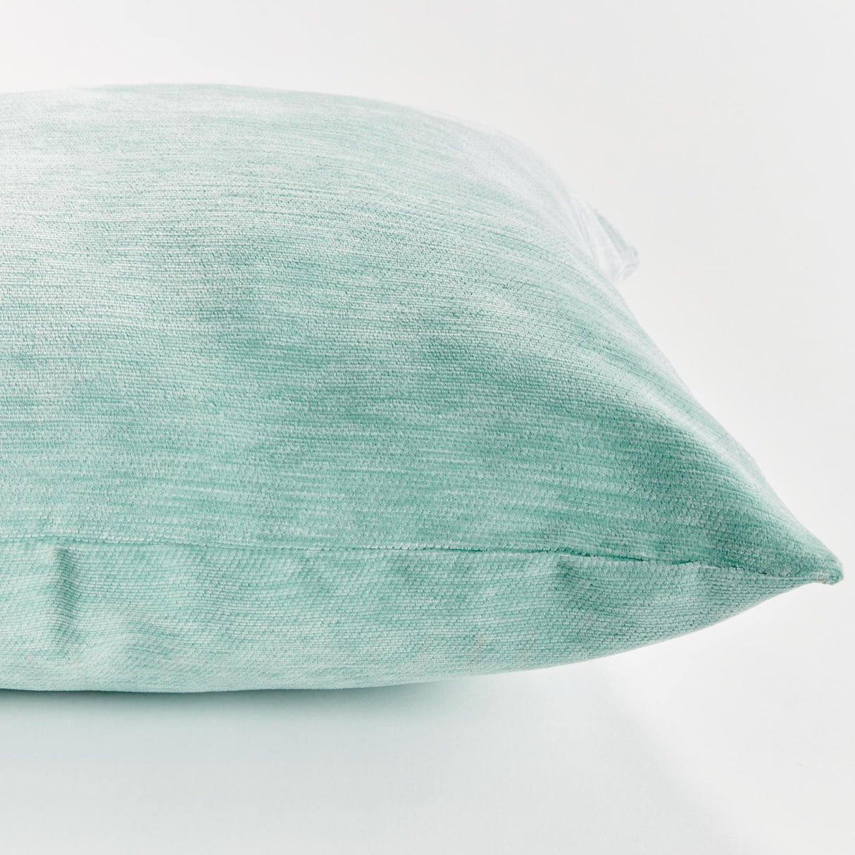 Napa Seafoam/White SURI SQUARE INDOOR-OUTDOOR PILLOW 24"