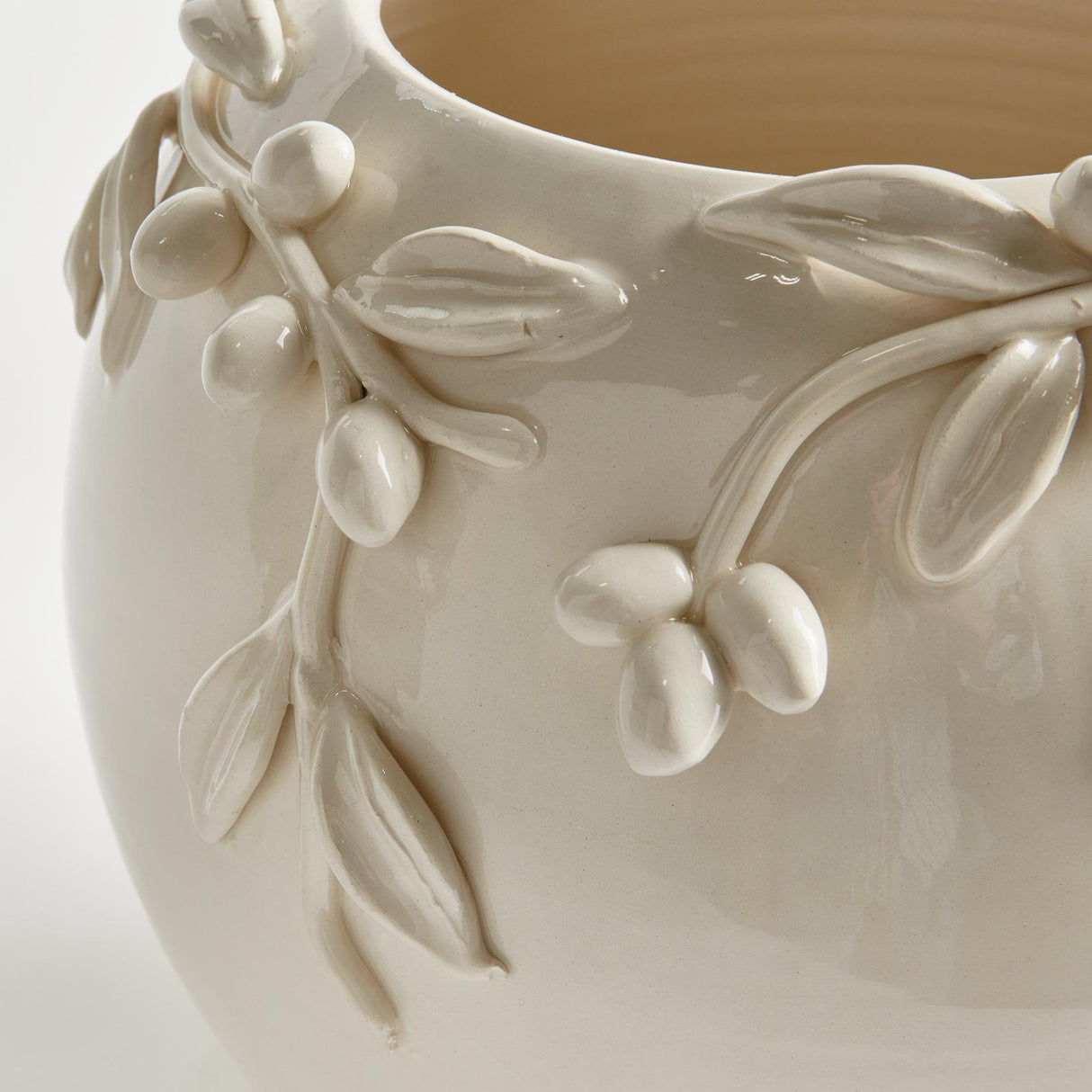 Napa White OLIVELLA VASE
