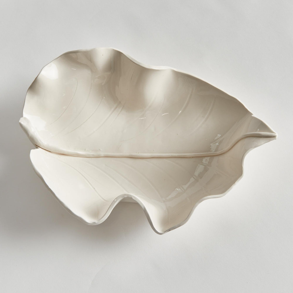 Napa White MORICENTO LEAF SCULPTURE SMALL