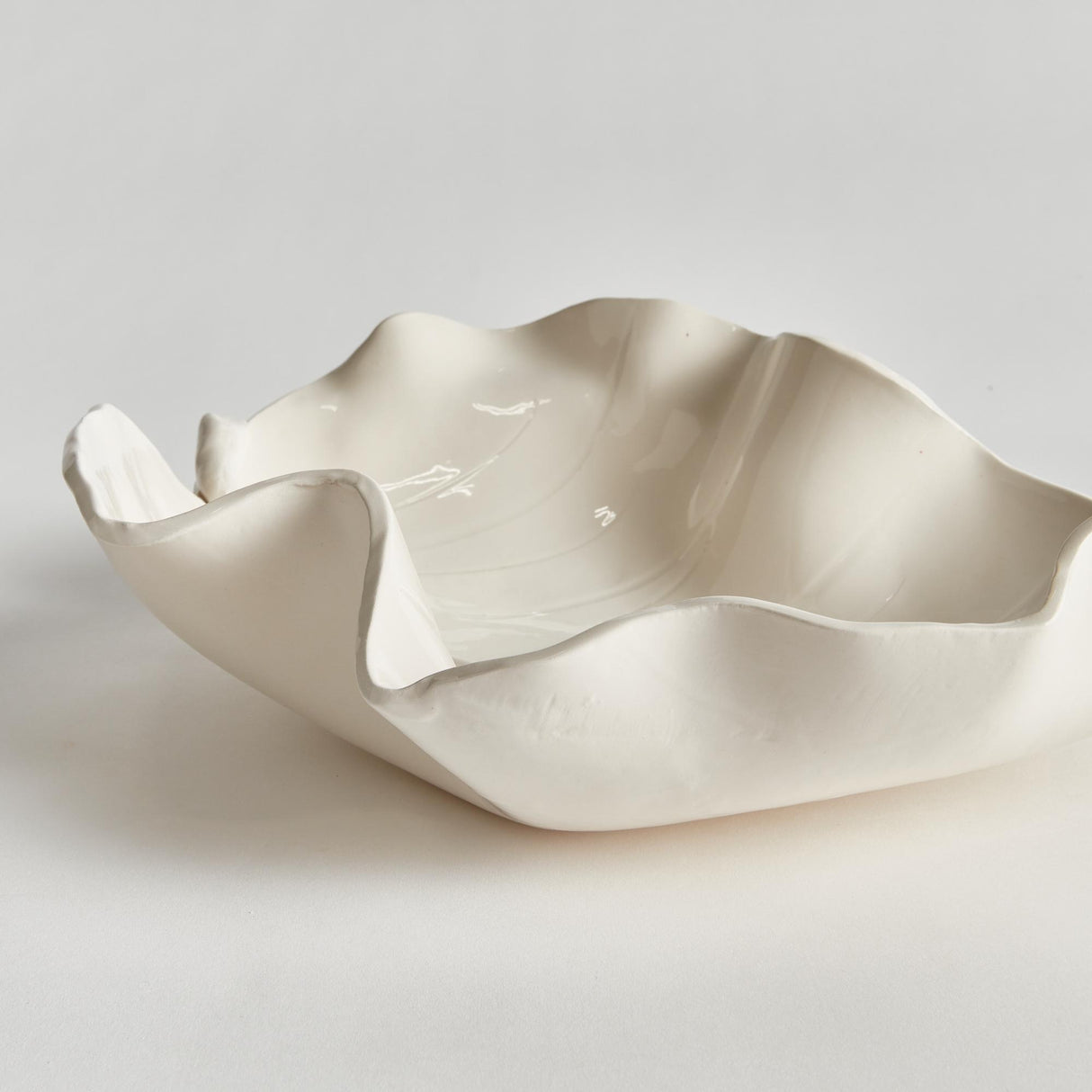 Napa White MORICENTO LEAF SCULPTURE SMALL