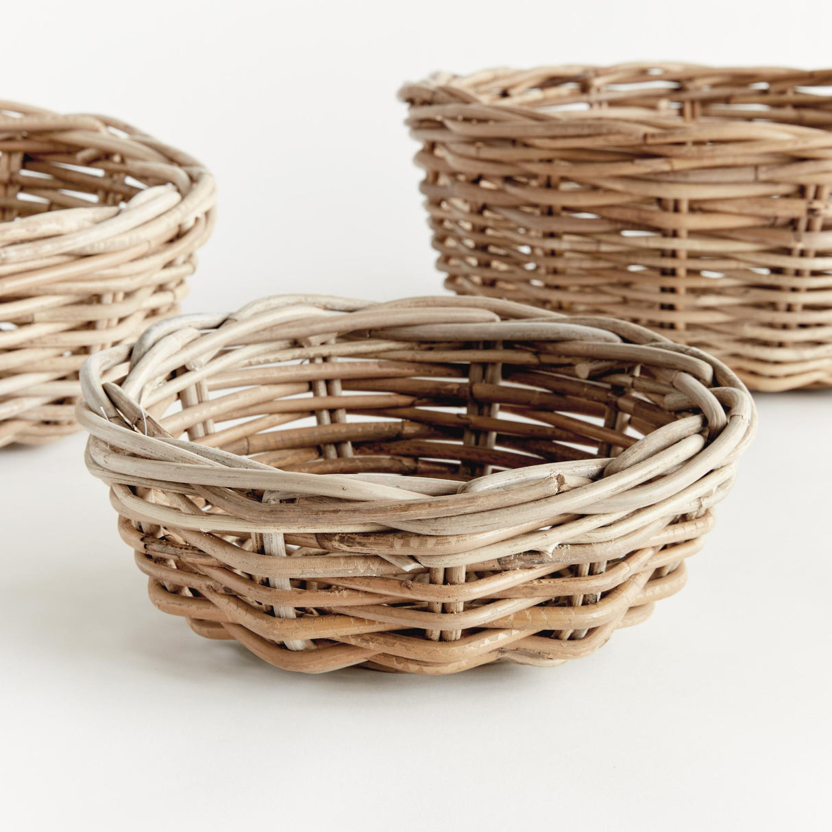 Napa Gray NORMANDY LOW BOWLS, SET OF 3