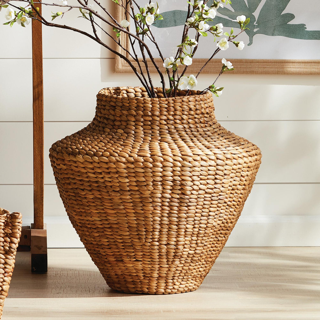 Napa Natural WATER HYACINTH URN