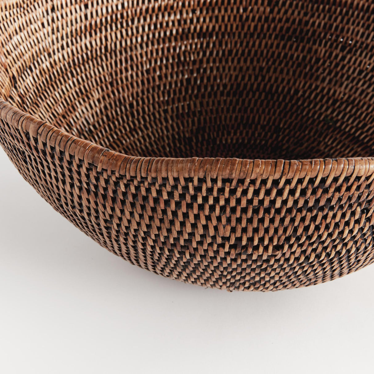 Napa Warm Brown BURMA RATTAN SCALLOPED EDGE BOWL LARGE