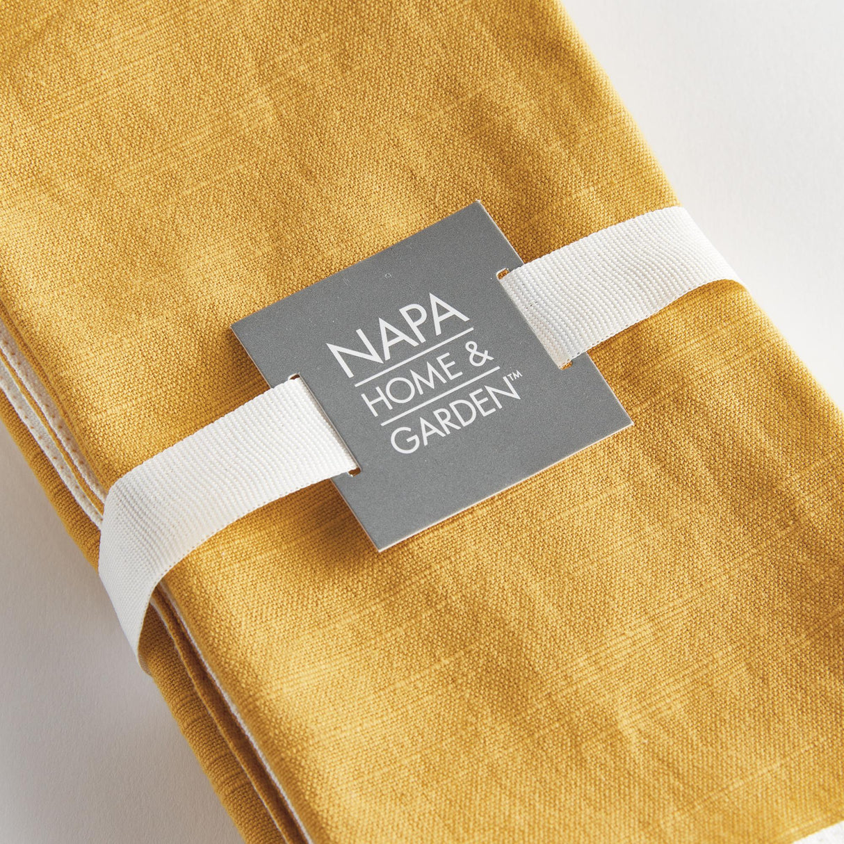 Napa Ochre/White JASE DINNER NAPKINS, SET OF 4
