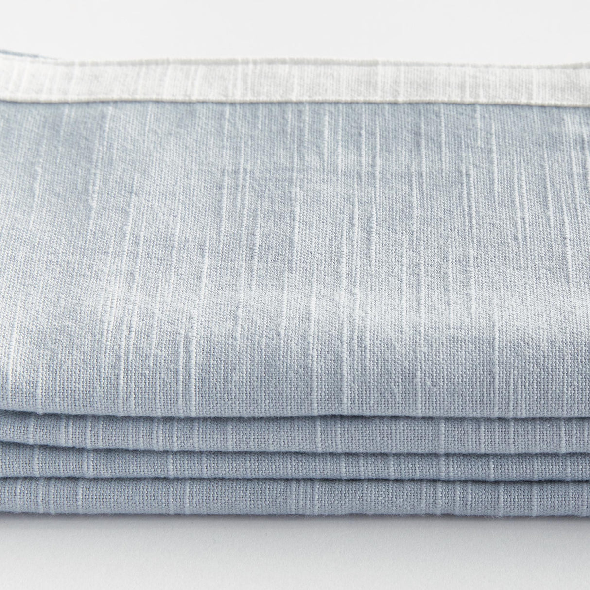 Napa Blue/White PAIGE DINNER NAPKINS, SET OF 4