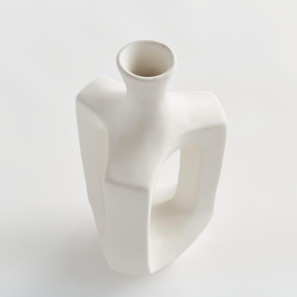 Napa White SONYA VASE MEDIUM