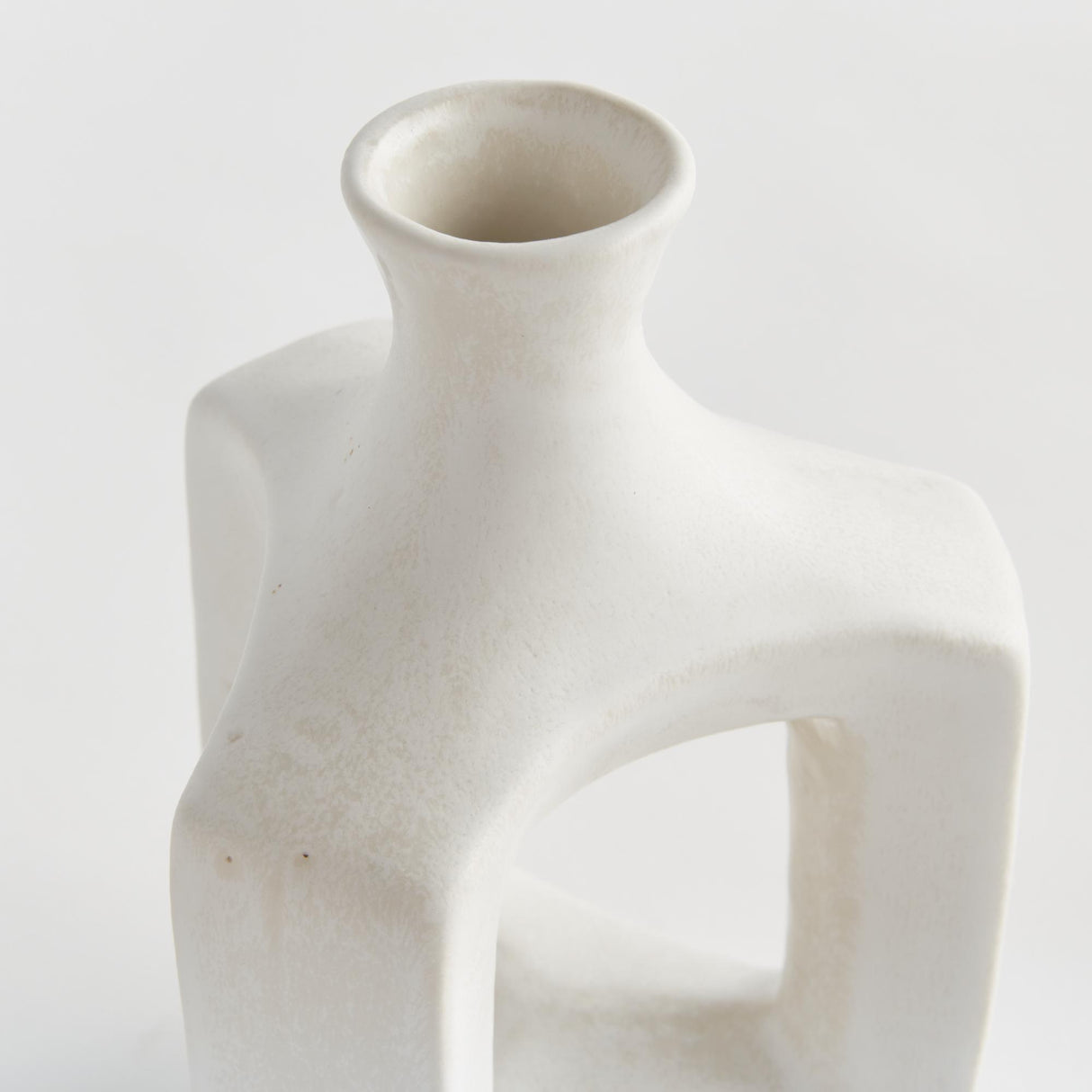 Napa White SONYA VASE SHORT