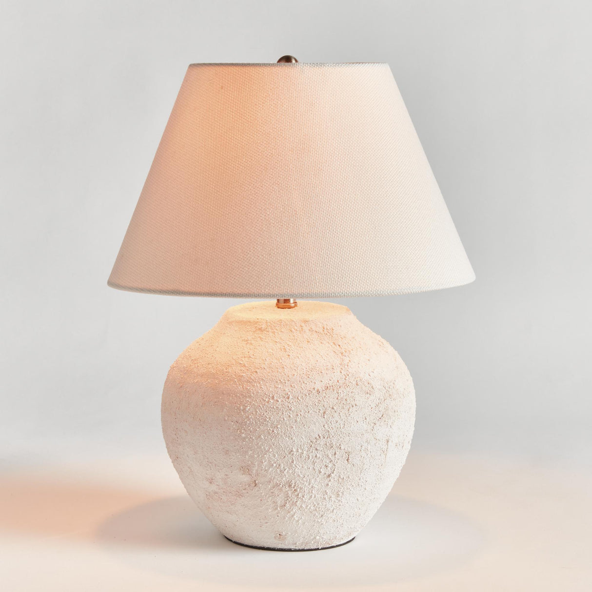 Napa White THEO LAMP