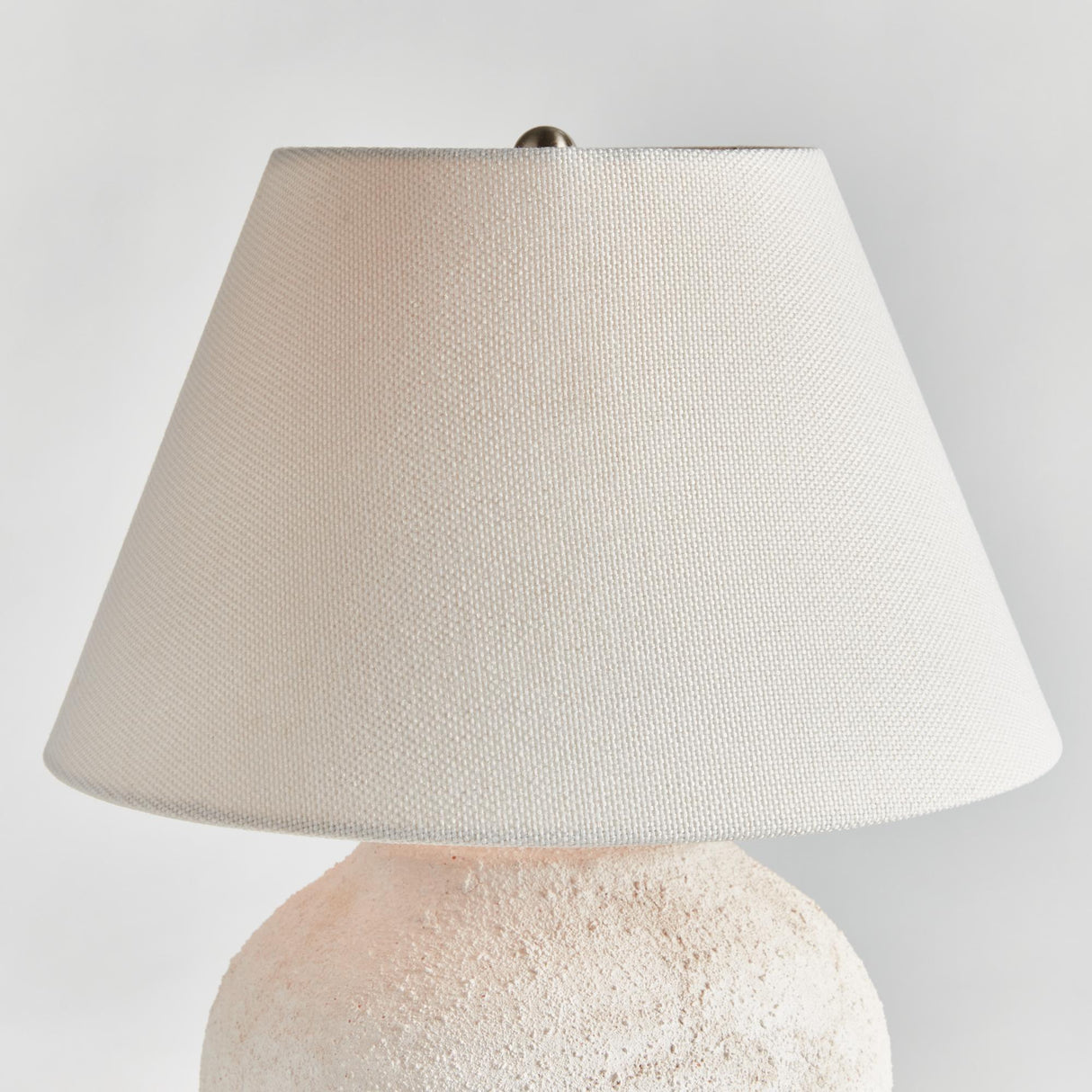 Napa White THEO LAMP