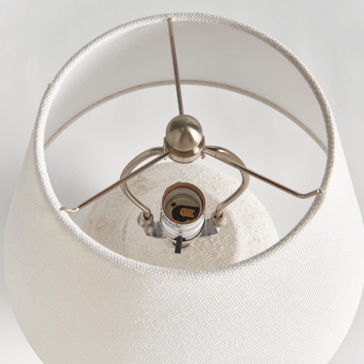 Napa White THEO LAMP