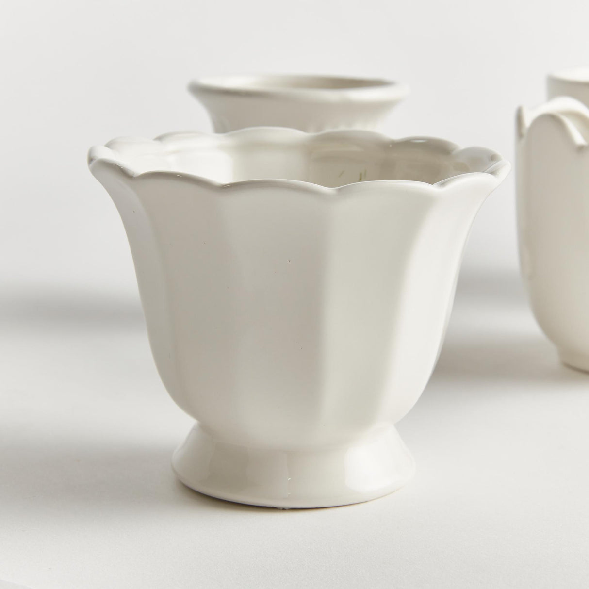Napa Classic White MIRABELLE MINI CACHEPOTS, SET OF 6