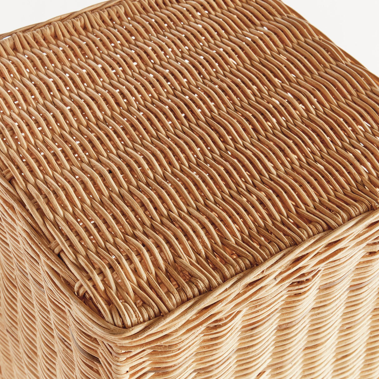 Napa Natural CHARLESTON RATTAN PEDESTAL TALL