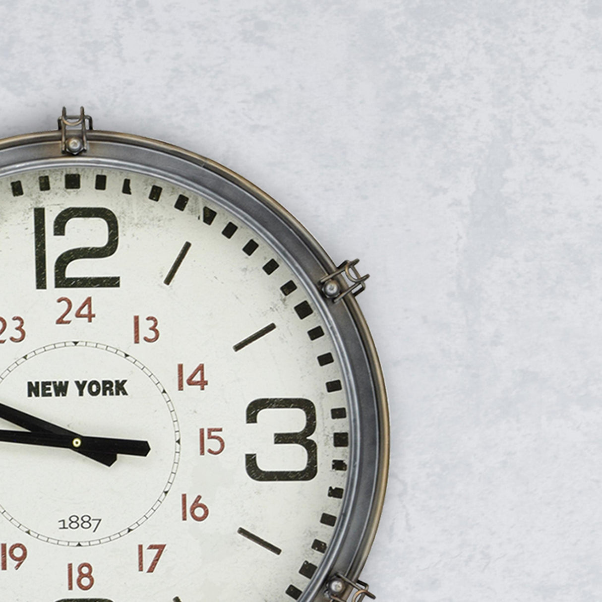 Paragon Manhattan Clock Metallic 19 X 19 X 5 Wall Hanging