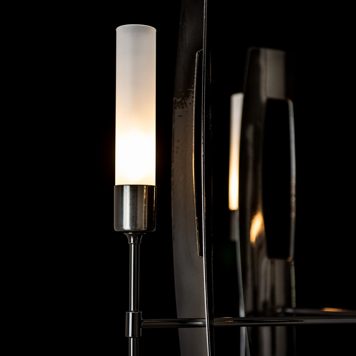 Hubbardton Forge 2024 Ink Frosted Glass (FD) Multi Passage 5-Light Circular Pendant