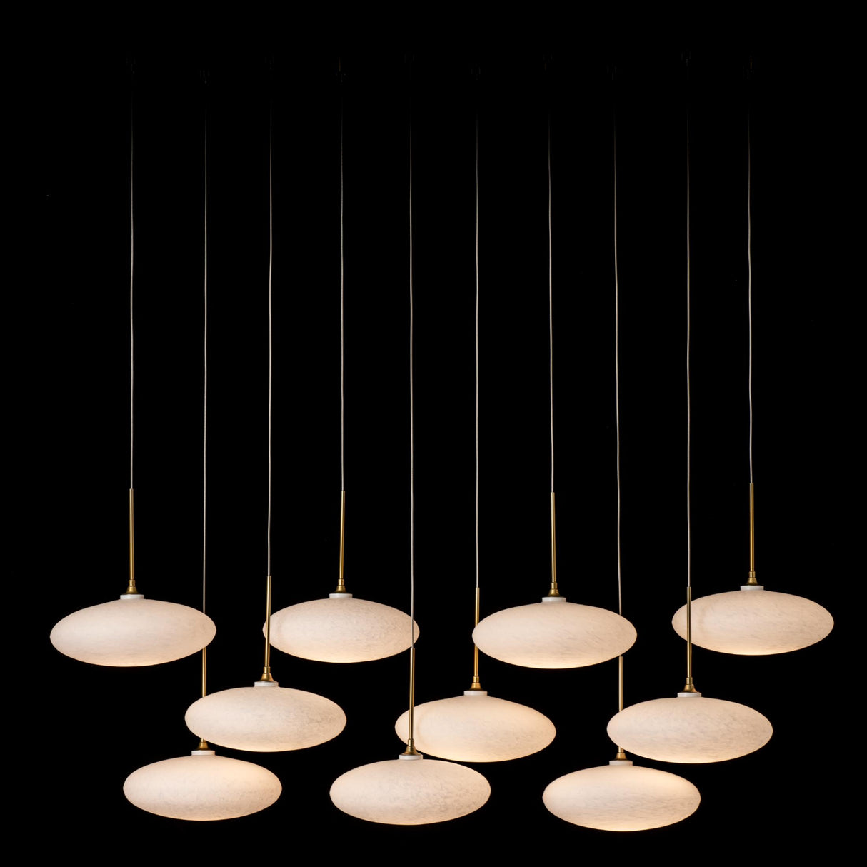 Hubbardton Forge 2025 Modern Brass Shell Glass (GS) Standard Clouds 10-Light Pendant