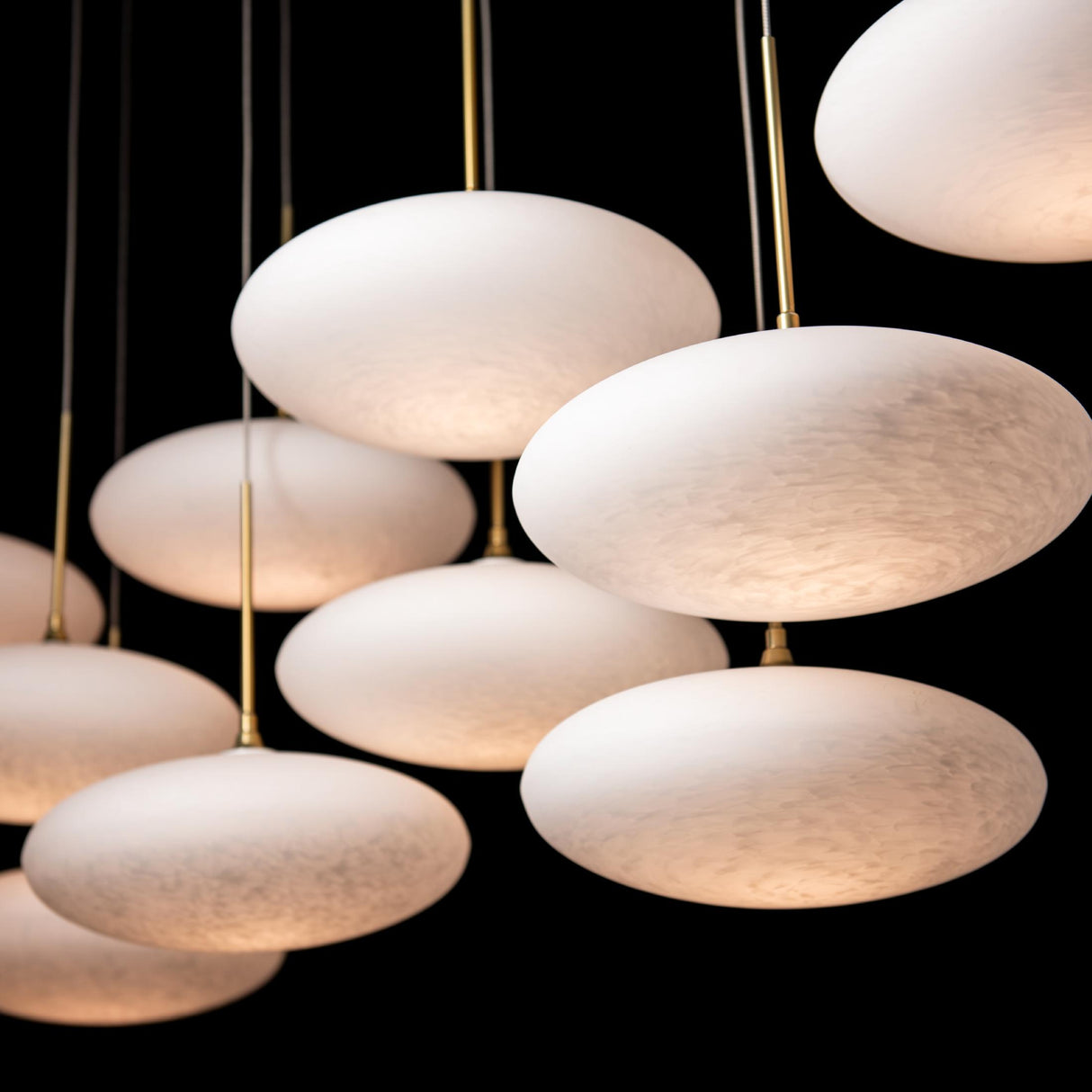 Hubbardton Forge 2025 Modern Brass Shell Glass (GS) Standard Clouds 10-Light Pendant
