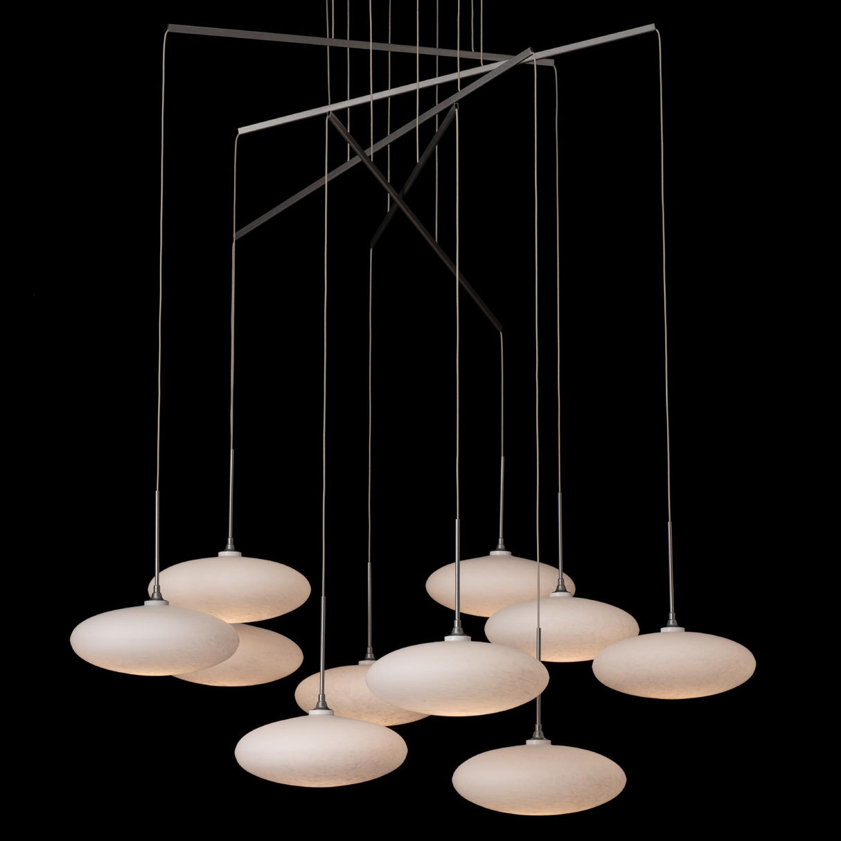 Hubbardton Forge 2025 Vintage Platinum Shell Glass (GS) Standard Clouds 10-Light Mobile Pendant