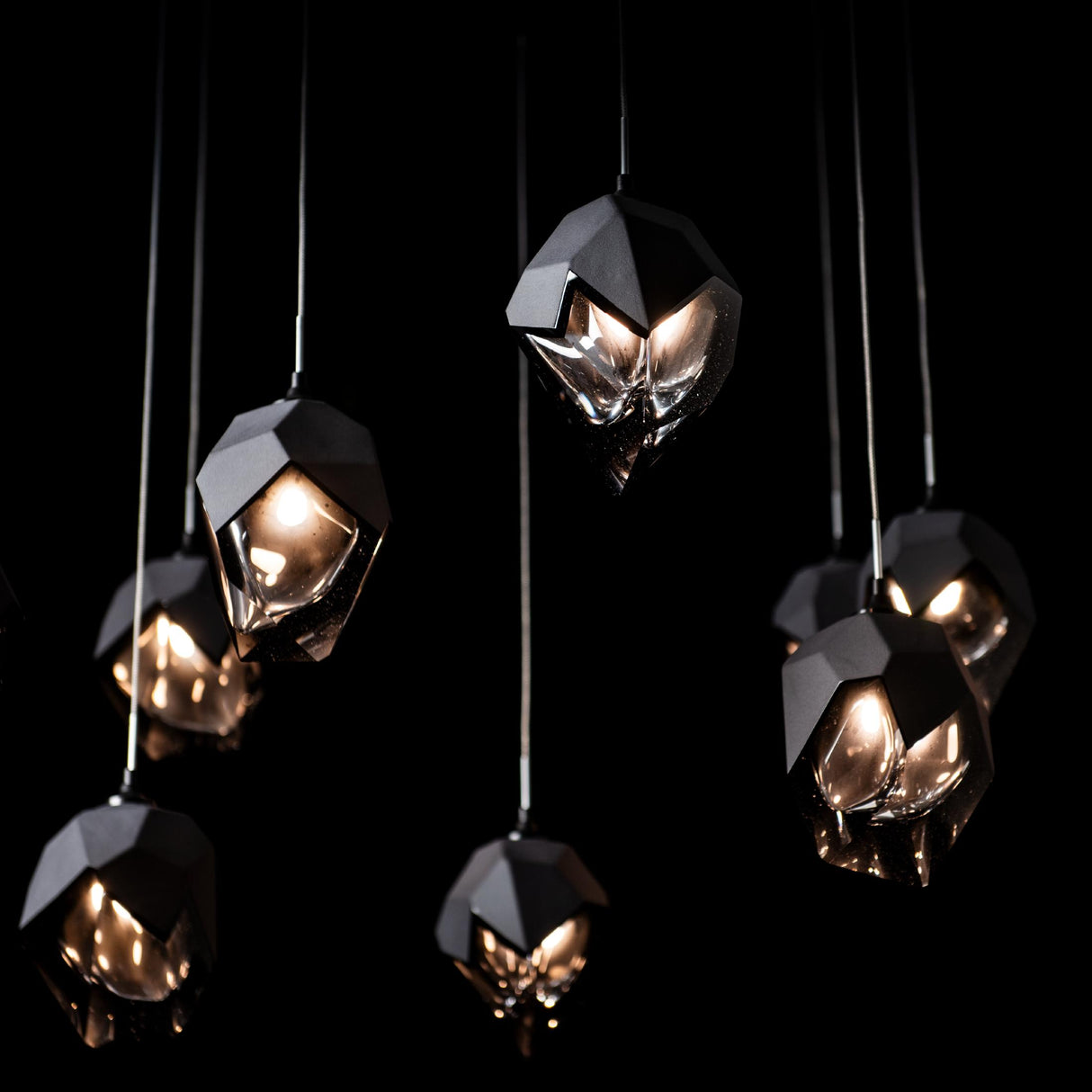 Hubbardton Forge 2025 Black Black Crystal (BP) Standard Chrysalis 10-Light Small Crystal Mobile Pendant