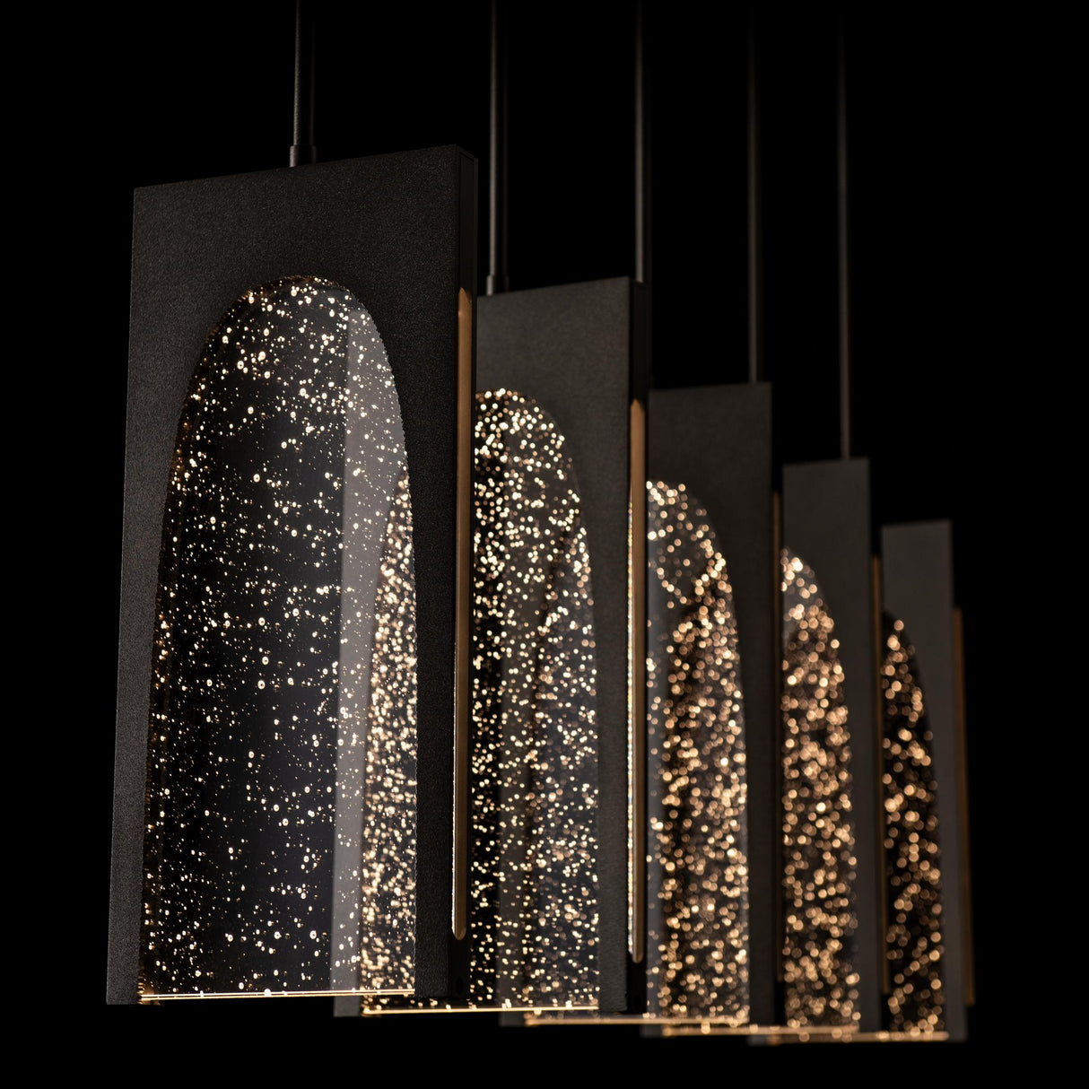 Hubbardton Forge 2024 Oil Rubbed Bronze Seeded Clear Glass (II) Multi Cypress 5-Light Pendant