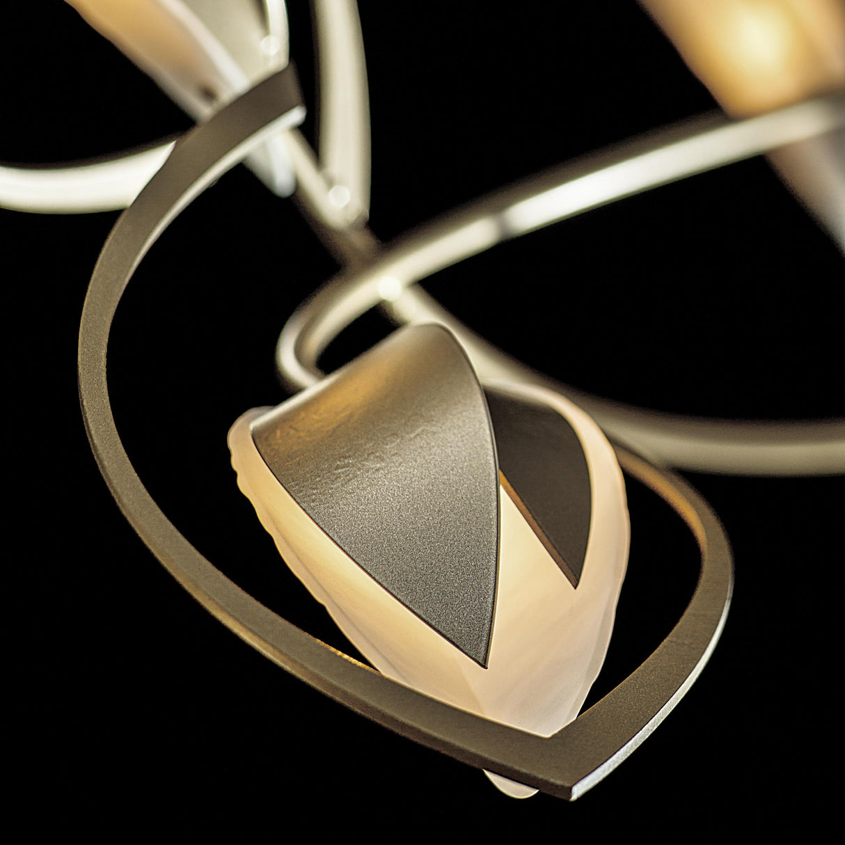 Hubbardton Forge 2019 Soft Gold Frosted Glass (FD) Multi Aerial Pendant
