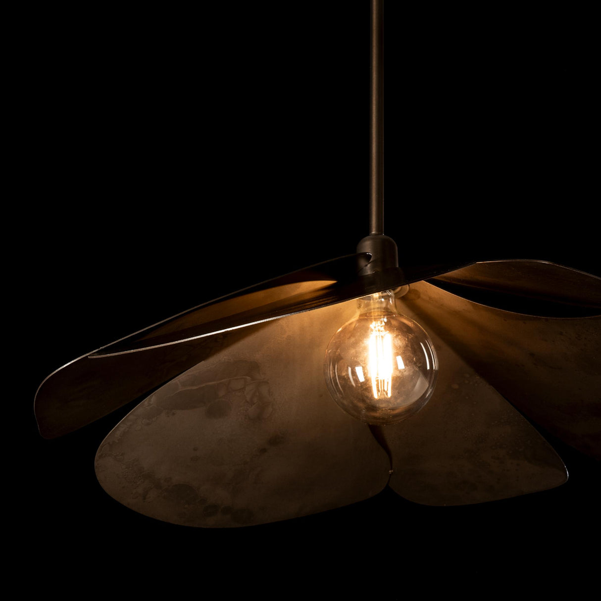 Hubbardton Forge 2025 Dark Smoke Multi Hana Large Pendant