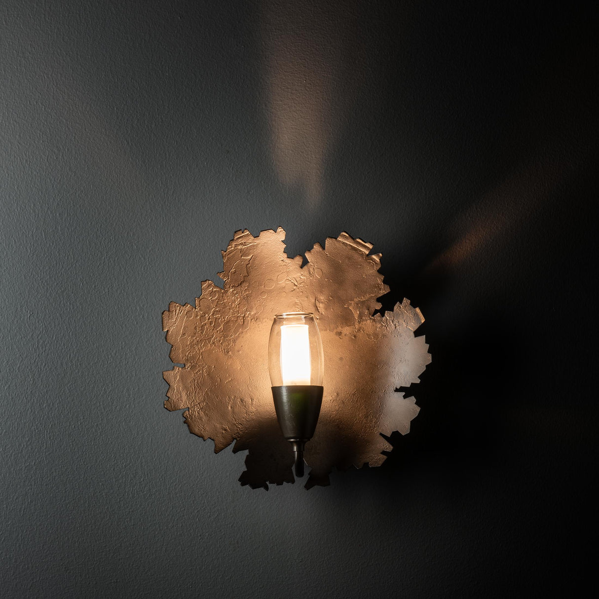 Hubbardton Forge 2024 Dark Smoke Clear Glass with Frosted Diffuser (YE) Pangea 1-Light Sconce