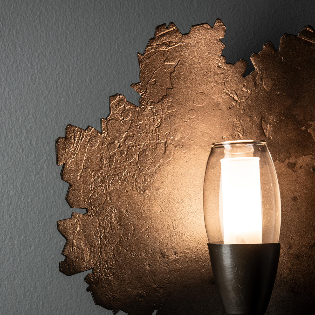 Hubbardton Forge 2024 Dark Smoke Clear Glass with Frosted Diffuser (YE) Pangea 1-Light Sconce