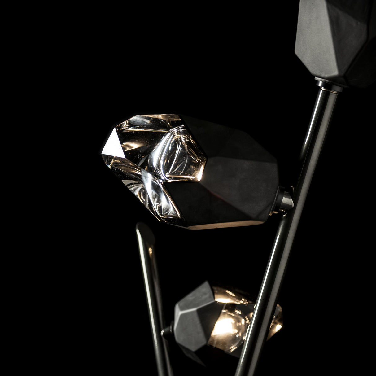 Hubbardton Forge 2023 Ink Black Crystal (BP) Chrysalis Torchiere