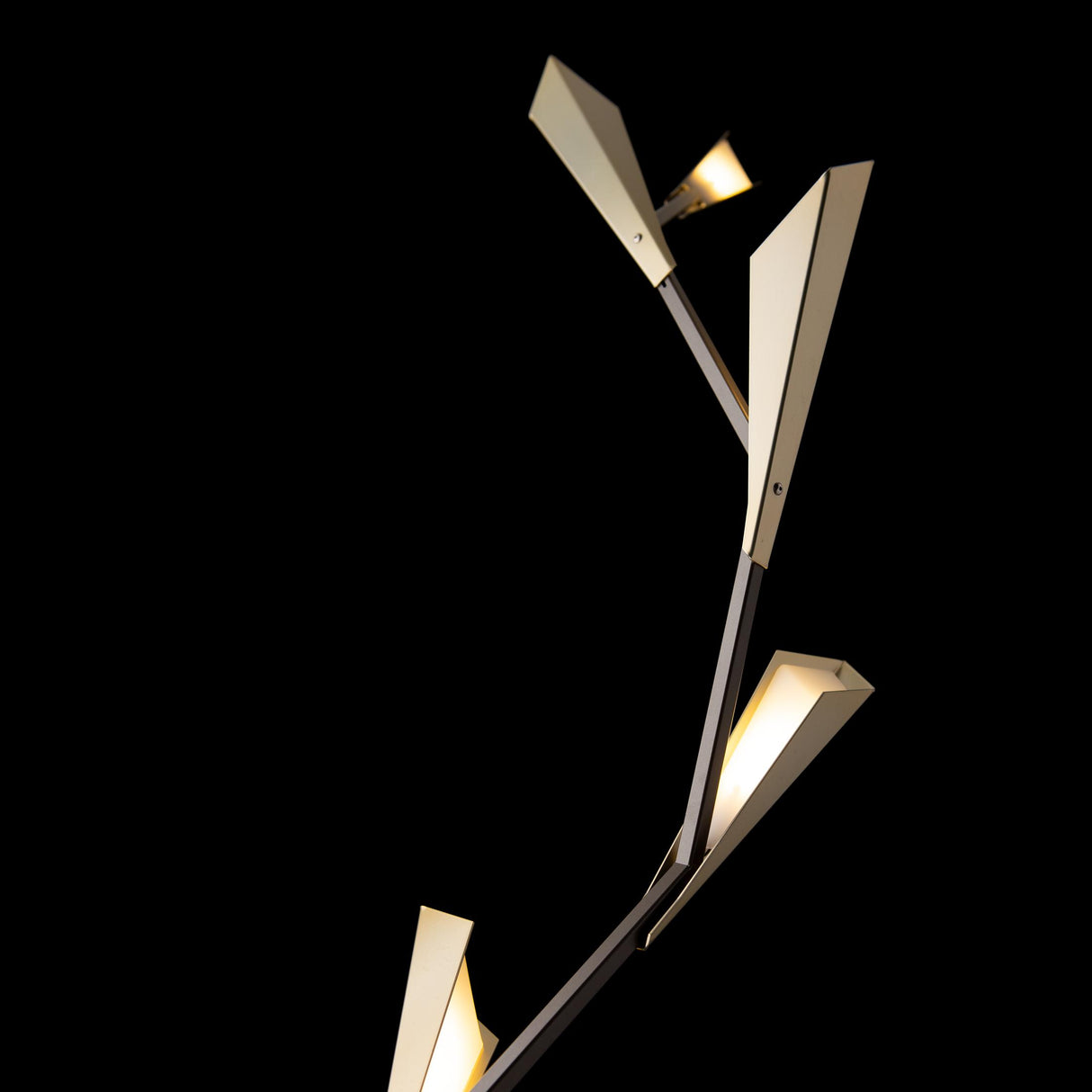 Hubbardton Forge 2025 Dark Smoke Modern Brass Quill Torchiere