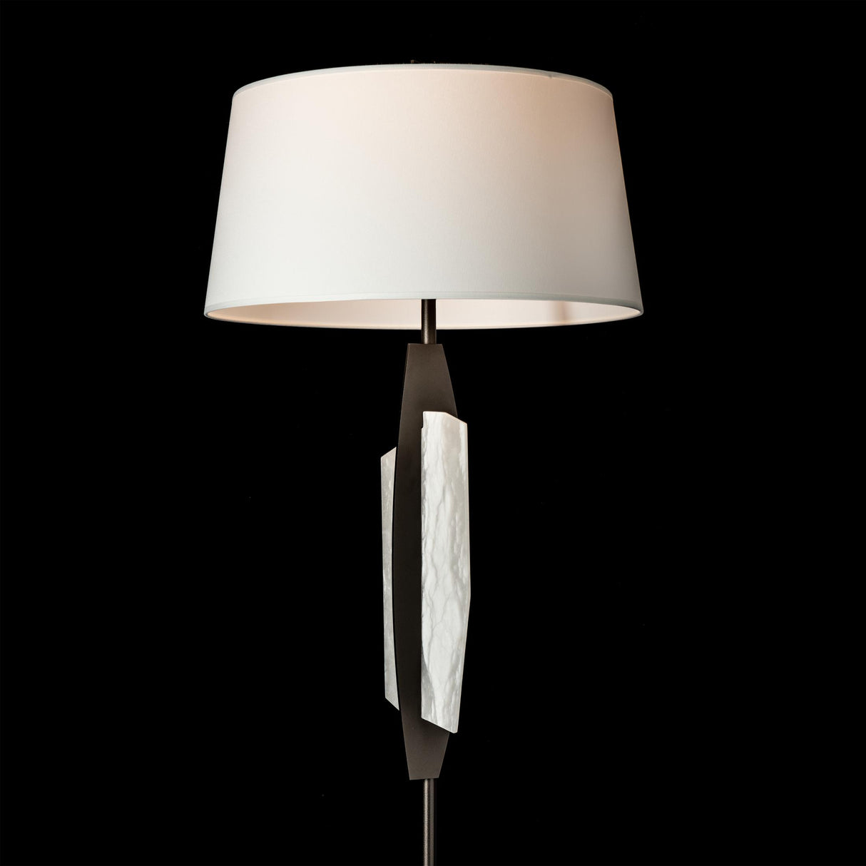 Hubbardton Forge 2025 Oil Rubbed Bronze Alabaster Natural Anna Shade (SF) Volterra Floor Lamp