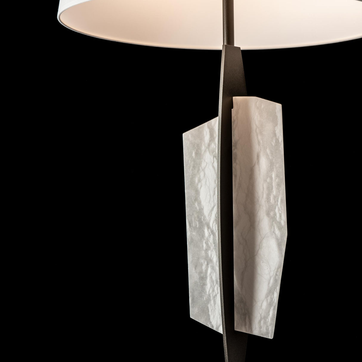 Hubbardton Forge 2025 Oil Rubbed Bronze Alabaster Natural Anna Shade (SF) Volterra Floor Lamp