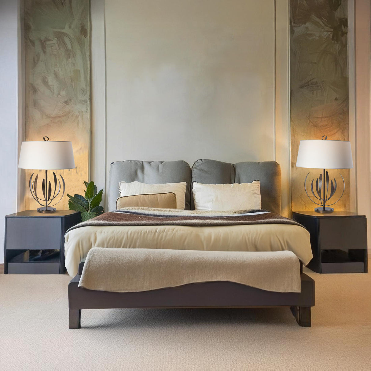 Hubbardton Forge 2025 Bronze Natural Anna Shade (SF) Dahlia Table Lamp