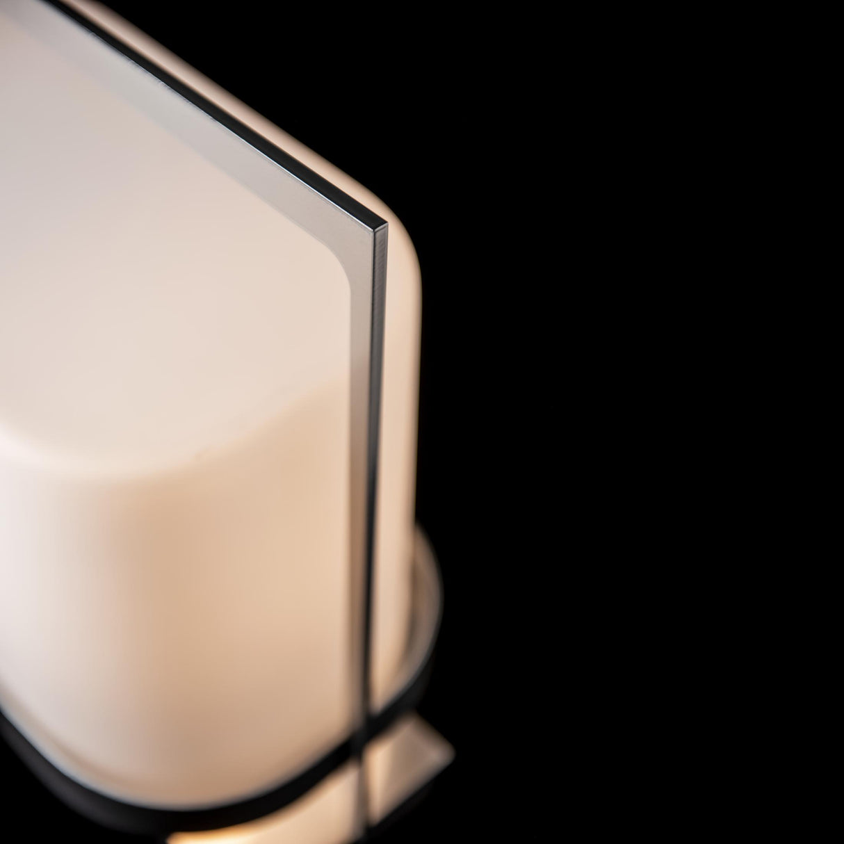 Hubbardton Forge 2023 Sterling Opal Glass (GG) Serenity Table Lamp