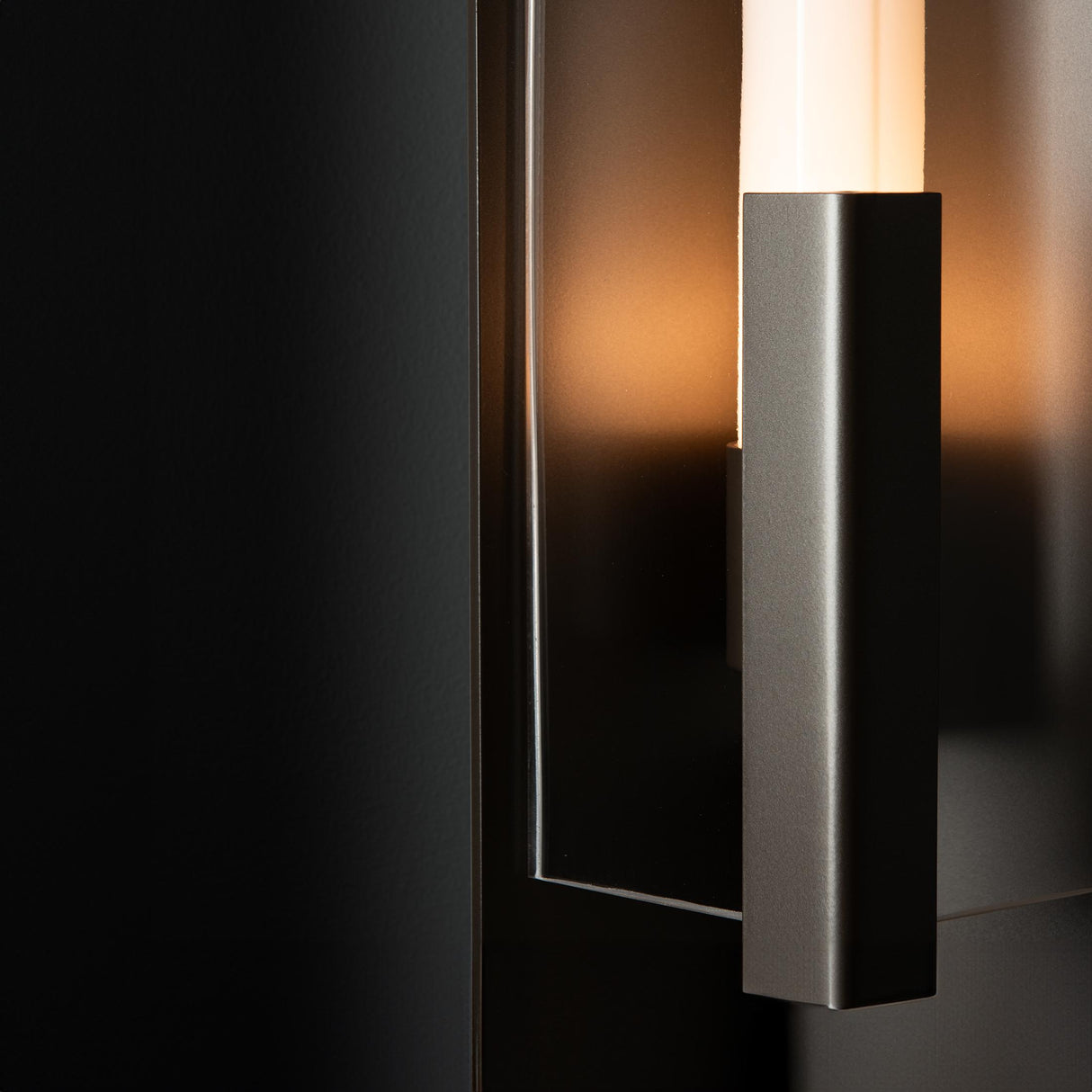 Hubbardton Forge 2024 Coastal Dark Smoke Clear Glass (ZM) Summit Small Outdoor Sconce