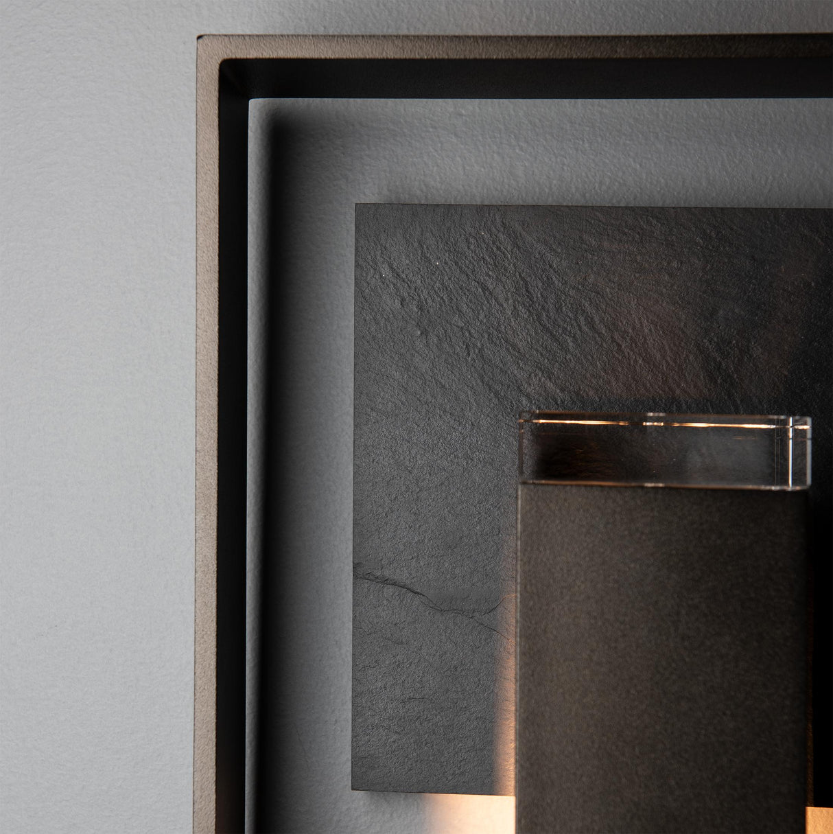 Hubbardton Forge 2025 Coastal Oil Rubbed Bronze Slate Clear Glass (ZM) Shadow Box Small w/Slate Dark Sky Friendly Outdoor Sconce