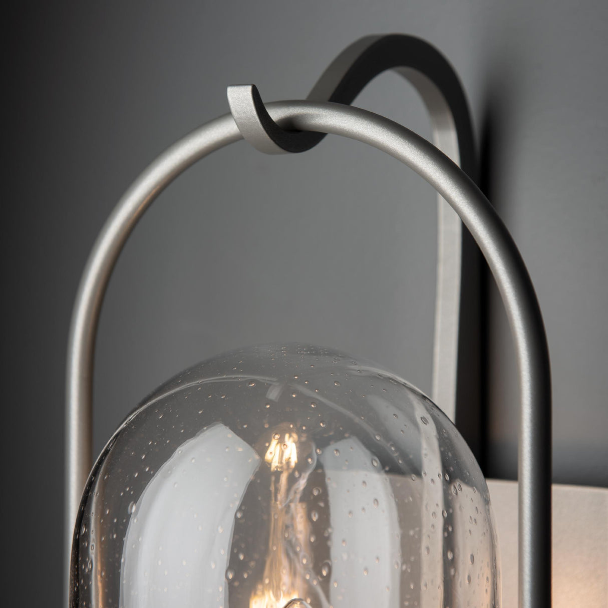 Hubbardton Forge 2025 Coastal Burnished Steel Seeded Clear Glass (II) Davis Small Outdoor Sconce