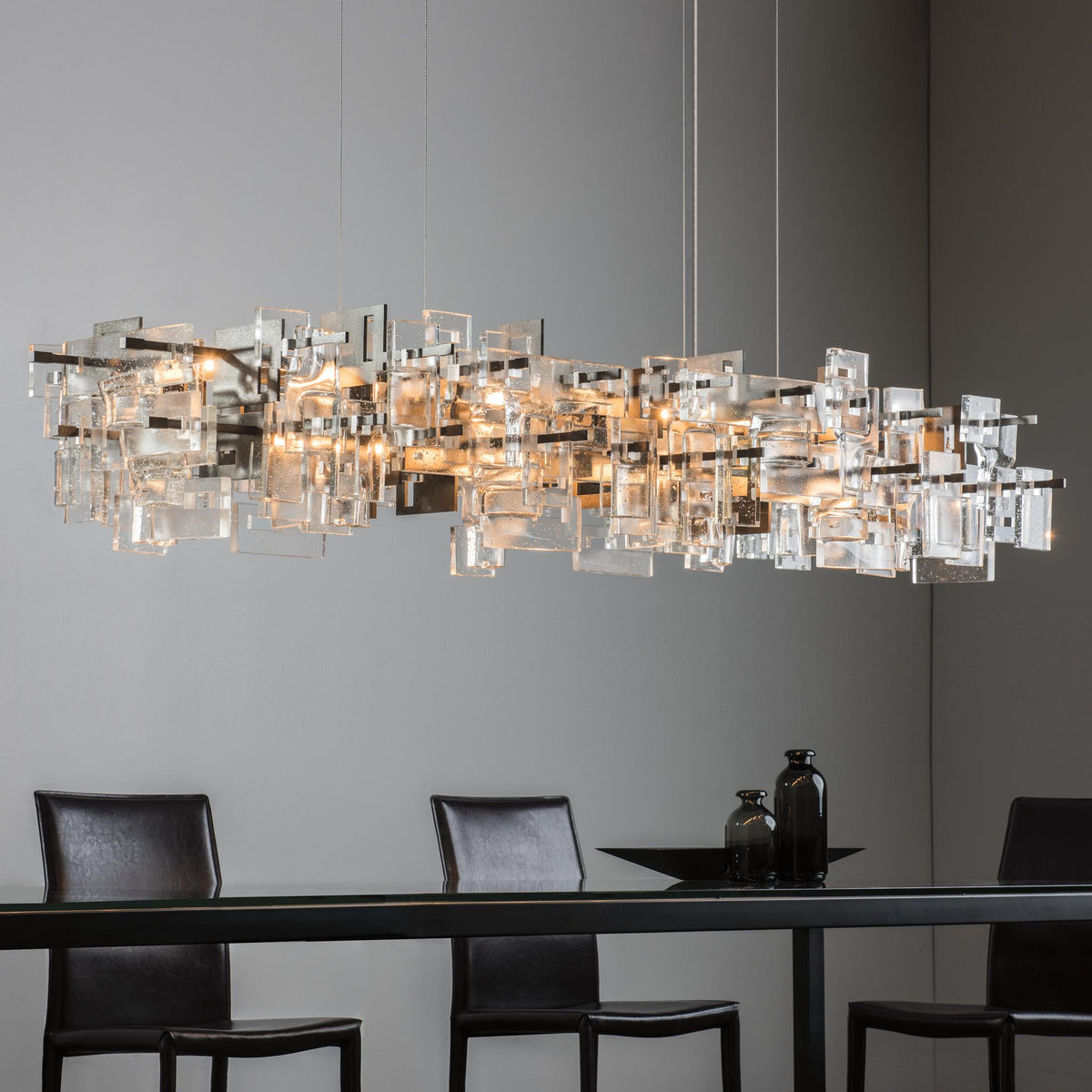Hubbardton Forge 2023 Dark Smoke Seeded Clear Glass (II) Standard Fusion Pendant