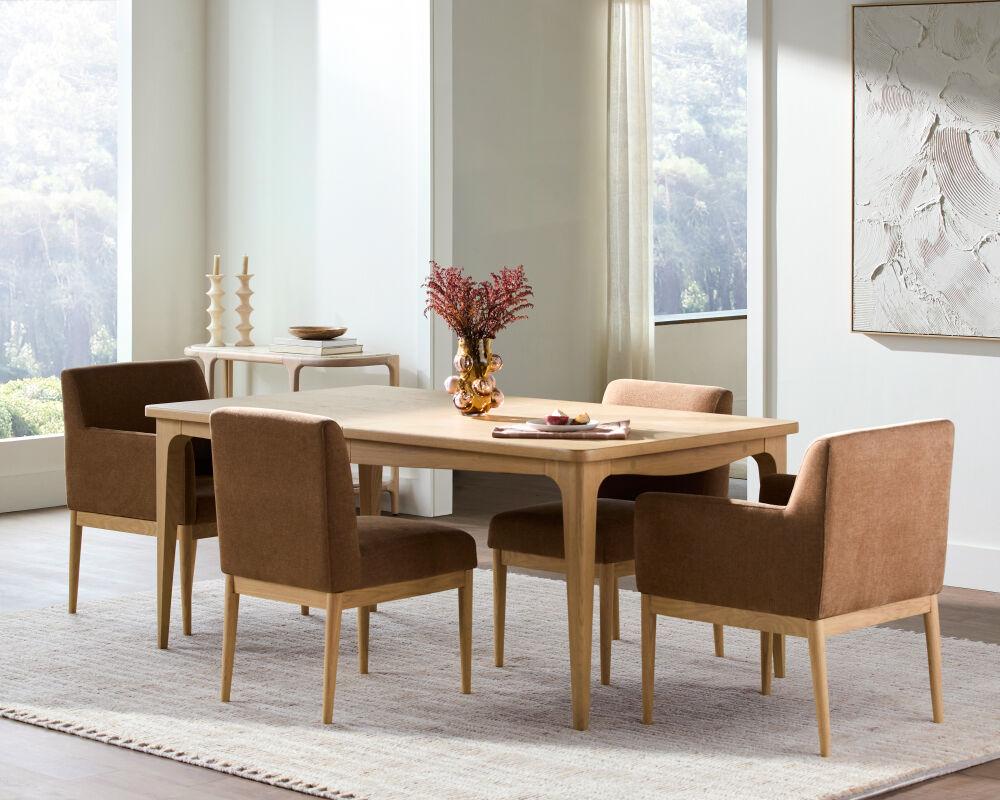 Surya Mollie BOMO-004 32"H x 23"W x 25"D Dining Table/Seating