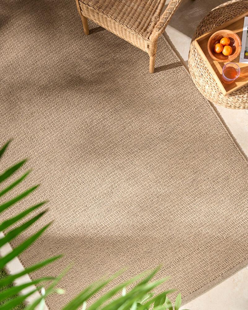 Surya Wexford WXF-2302 2' x 3' Handmade Rug