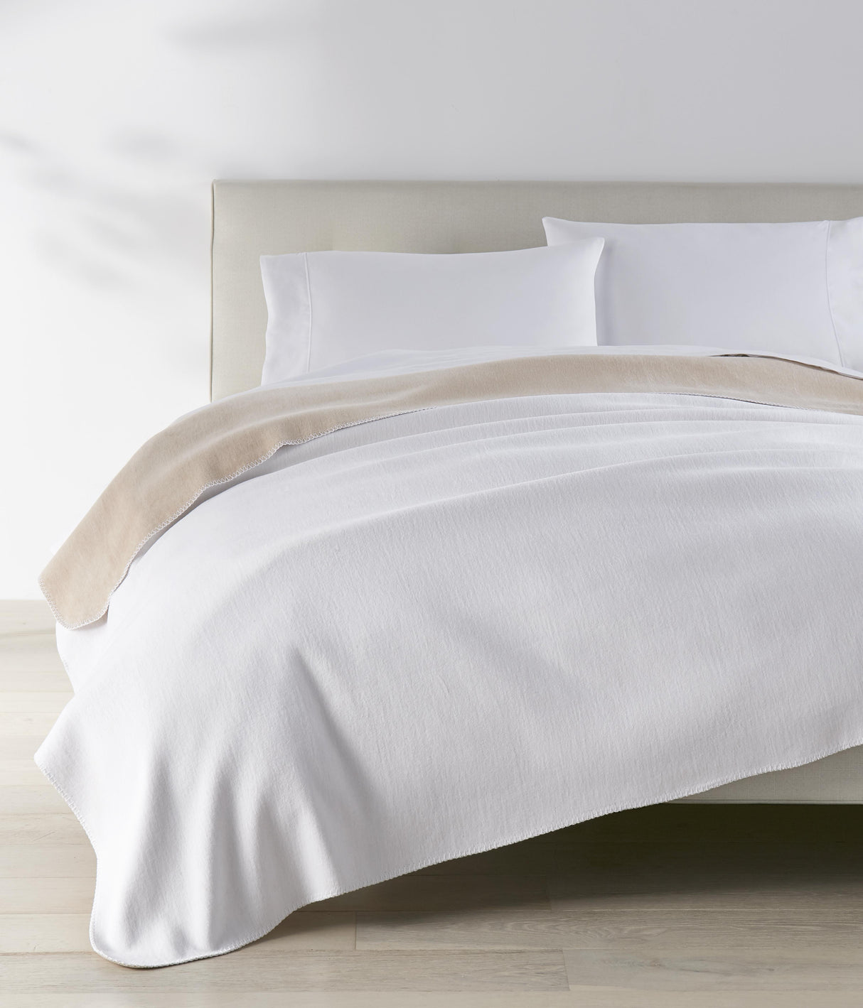 Peacock Alley ALTA 114x96 REVERSIBLE COTTON BLANKET WHITE