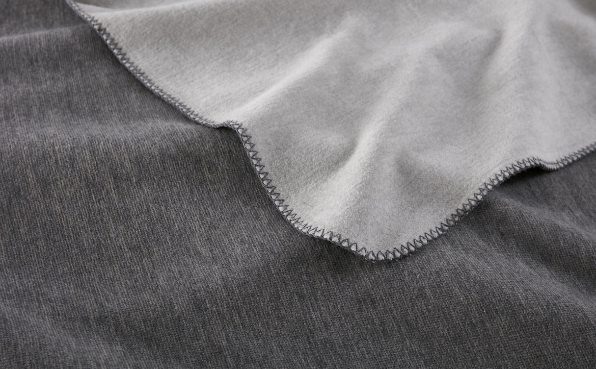 Peacock Alley ALTA 50x70 REVERSIBLE COTTON BLANKET GRAY