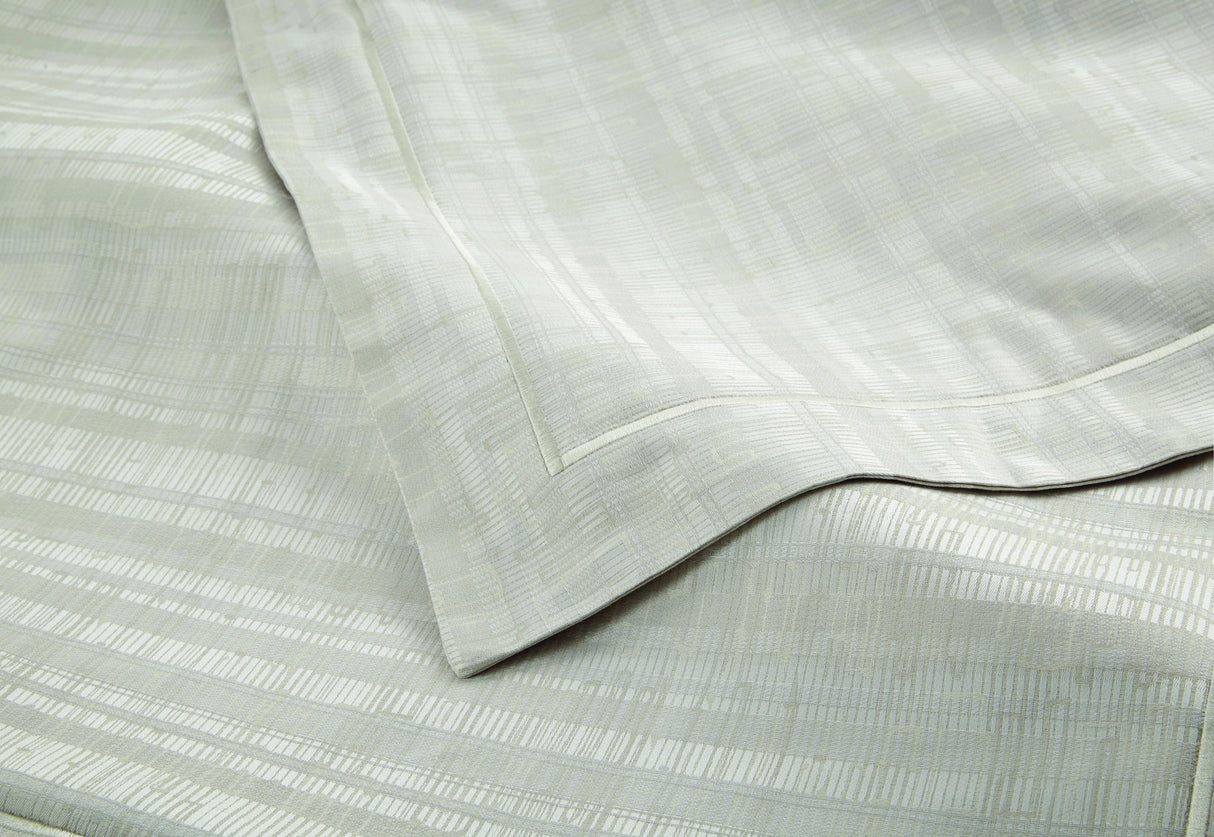 Peacock Alley BIAGIO 26x26 EURO SHAM PEARL