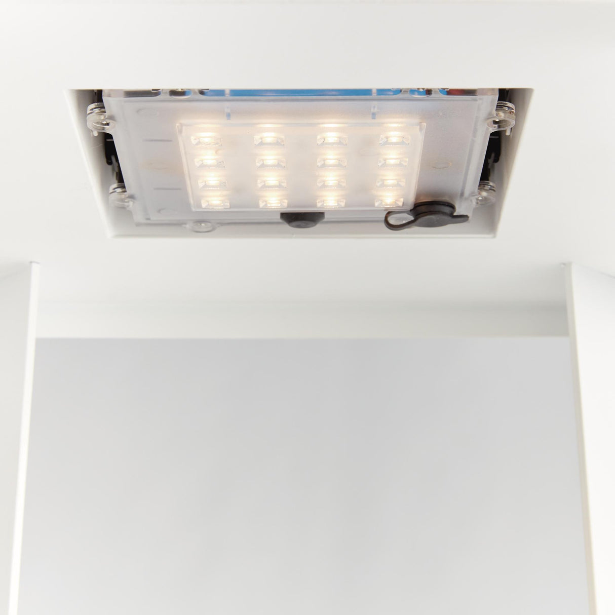 Napa Matte White HANLEY SOLAR LED LANTERN 18"