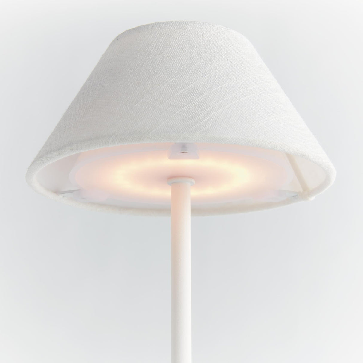Napa White Linen Shade/White Base ALLUNA CORDLESS LED LAMP 14"